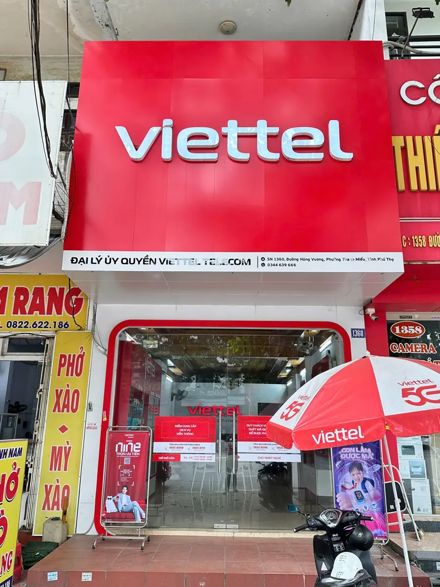 Mặt tiền cửa hàng Viettel số 1360 đường Hùng Vương, phường Thanh Miếu
